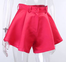 Load image into Gallery viewer, Solid Wide Leg Shorts