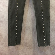 Load image into Gallery viewer, High Waist Beaded Ankle Length Jeans