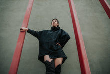 Load image into Gallery viewer, Raya Reon Turtleneck Loose Denim Sweatshirt