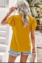 Load image into Gallery viewer, Andaz Contrast Ruffle Trim Flutter Sleeve Blouse