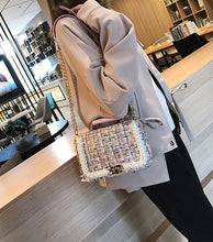 Load image into Gallery viewer, Square Pearl Crossbody Bag