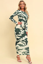 Load image into Gallery viewer, Printed Backless Long Sleeve Maxi Dress