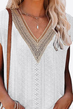 Load image into Gallery viewer, Avalon Eyelet Contrast V-Neck Tee
