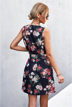 Load image into Gallery viewer, Kaede Printed Zip Detail Belted Sleeveless Dress