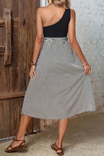 Load image into Gallery viewer, Rain Striped One-Shoulder Slit Dress