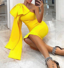 Load image into Gallery viewer, Minerva Knotted Bow One Shoulder Bandage Dress
