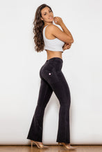 Load image into Gallery viewer, Christabel Buttoned Flare Jeans