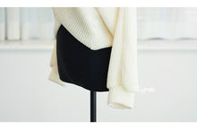 Load image into Gallery viewer, Colie V-neck Sweater