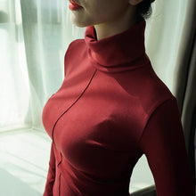 Load image into Gallery viewer, Winters Turtleneck