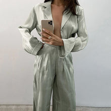 Load image into Gallery viewer, Green Two Piece Long Sleeve Pants Set