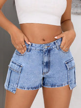 Load image into Gallery viewer, Zosia Mid-Rise Waist Denim Shorts with Pockets
