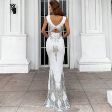 Load image into Gallery viewer, Evie Gold Gala Sequin Sleeveless Dress
