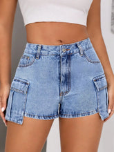Load image into Gallery viewer, Zosia Mid-Rise Waist Denim Shorts with Pockets
