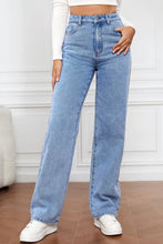 Load image into Gallery viewer, Junia Straight Leg Denim Jeans
