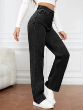 Load image into Gallery viewer, Junia Straight Leg Denim Jeans
