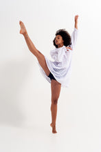 Load image into Gallery viewer, Vana Voluminous Mini Dress With Ruffles in White
