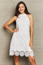 Load image into Gallery viewer, Lace Round Neck Sleeveless Dress
