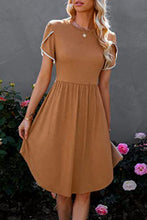 Load image into Gallery viewer, Round Neck Short Sleeve Dress
