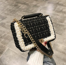 Load image into Gallery viewer, Square Pearl Crossbody Bag
