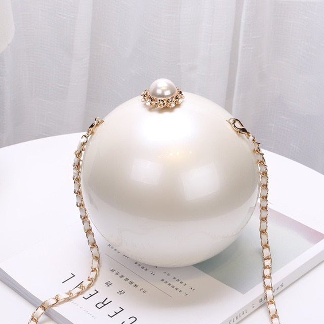 Lux Round Pearl Hand Bag