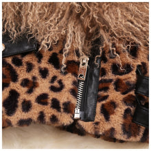 Load image into Gallery viewer, Short Lamb Fur Collar Leopard Jacket
