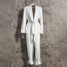 Load image into Gallery viewer, Pavlin Two Piece Blazer Set
